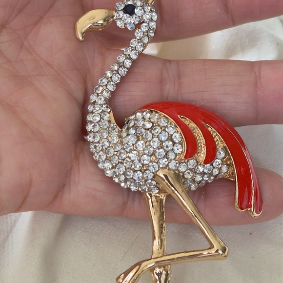 Elegant Gold And Red Encrusted With Rhinstones Flamingo Keychain Purse Charm - Picture 2 of 3
